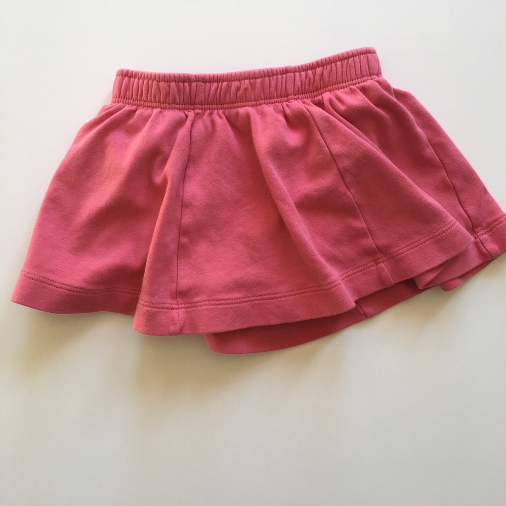 TEA COLLECTION. VGUC skirt.